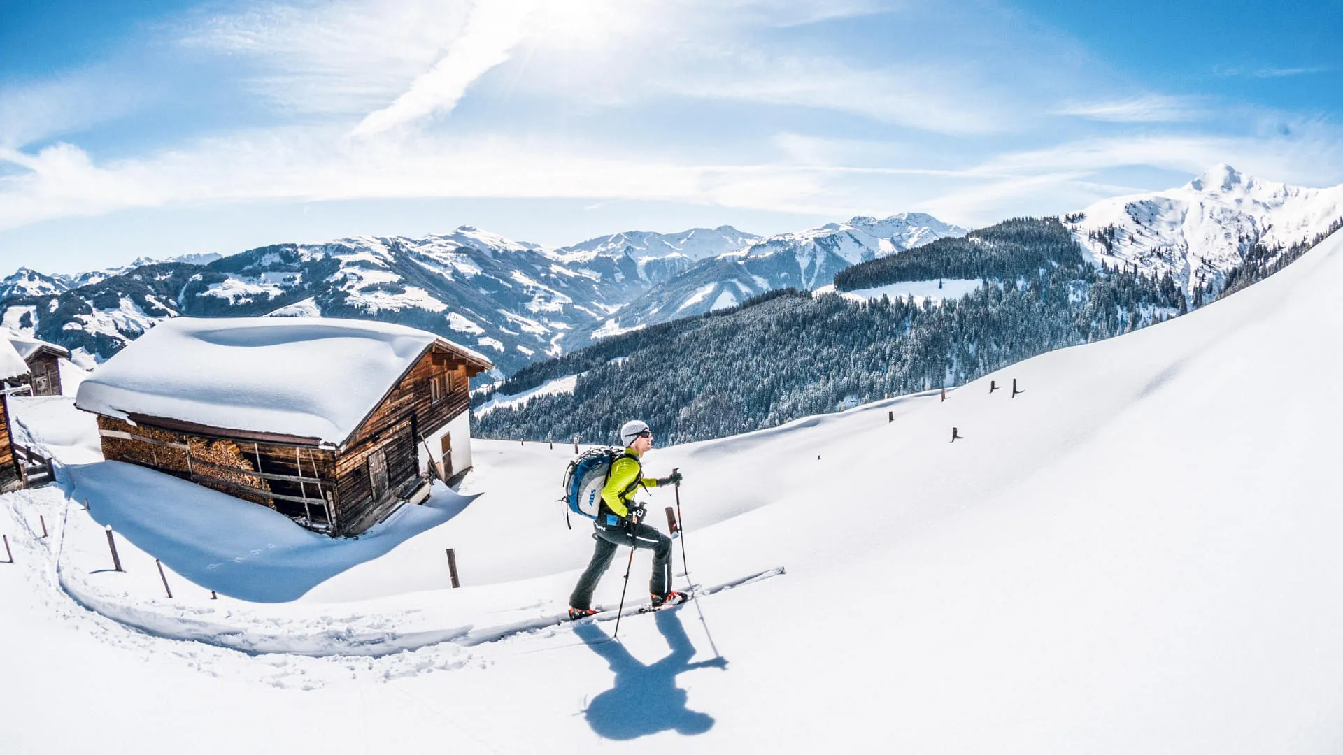 skitour-mit-perfekter-aussicht-in-den-kitzbueheler-alpen